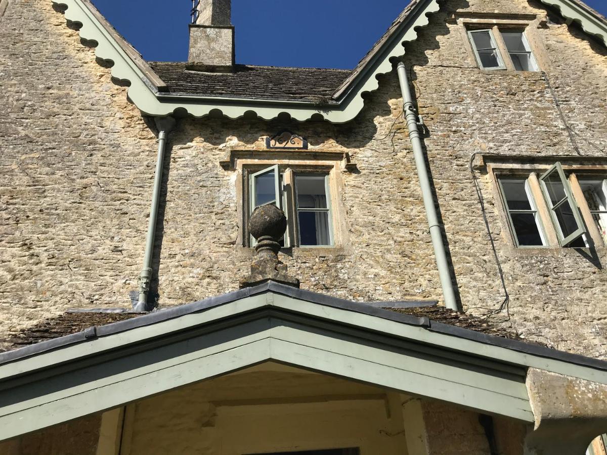 The Manor Farm Alderton Villa Chippenham  Exterior photo
