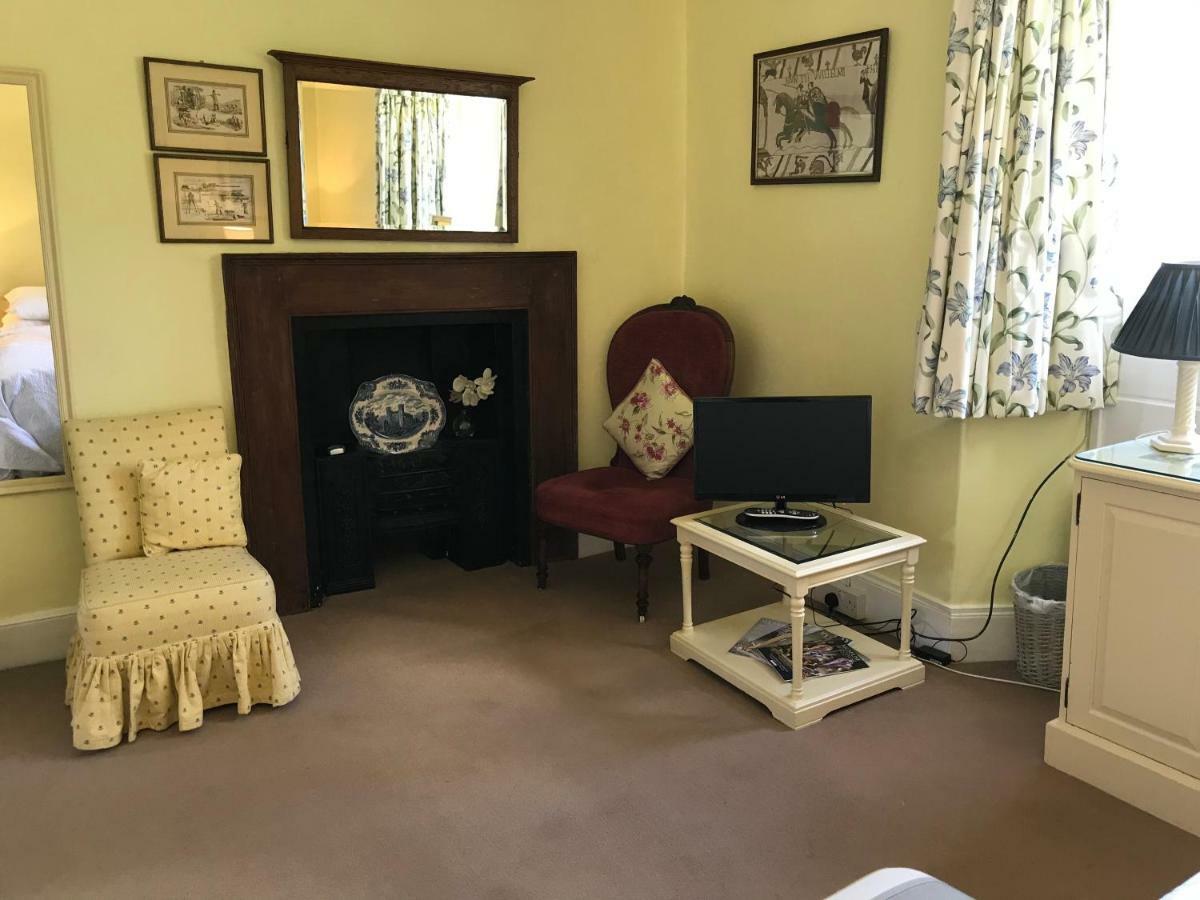The Manor Farm Alderton Villa Chippenham  Exterior photo